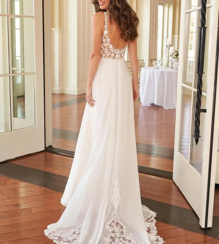 Lace Beach Wedding Dresses for Bride 2022 with Sleeves Long Train Boho Split Sheer Beach Bridal Gowns for Women